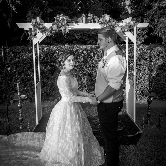 Meet your seller! - Picture 6 of 7